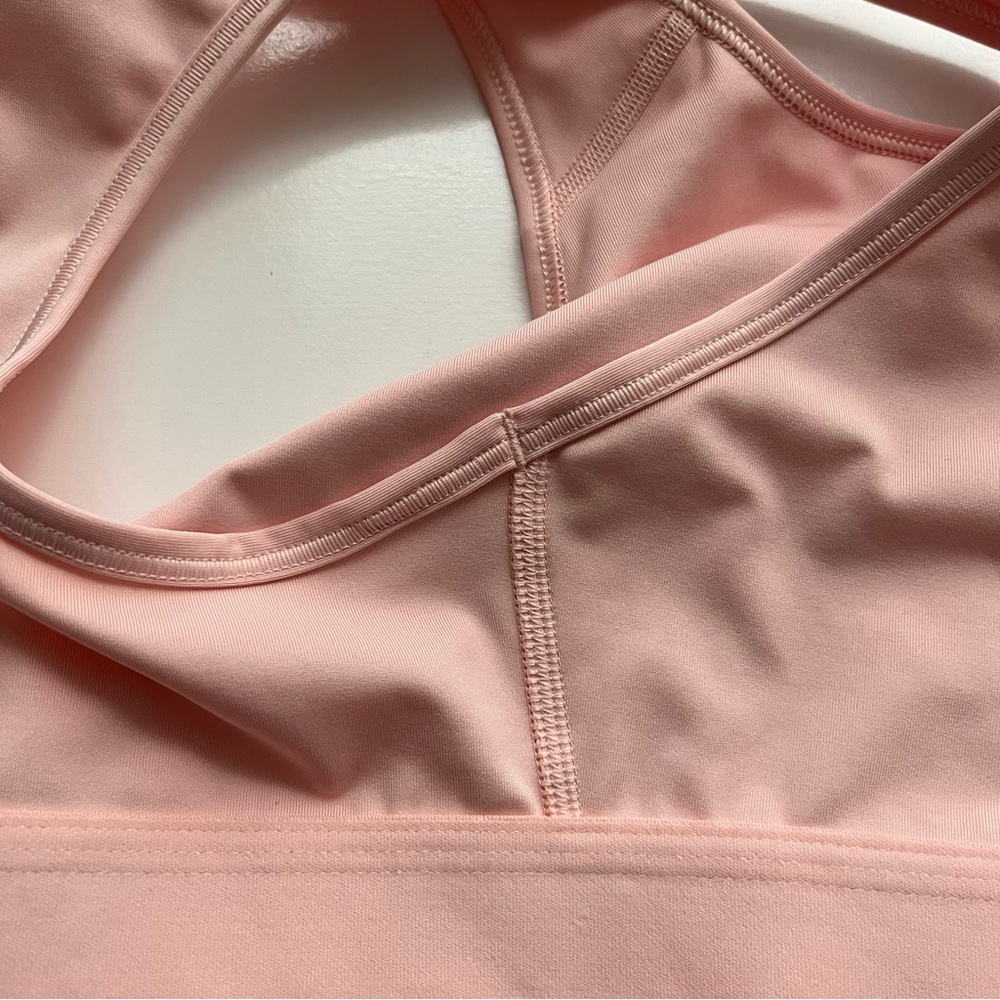 Nike Women's Medium Support Non Padded Sports Bra size medium - Picture 6 of 9